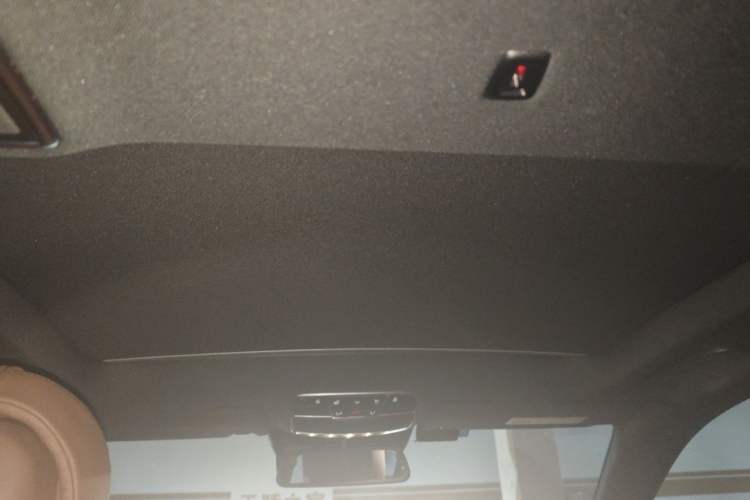 Used Mercedes-Benz S-Class 2017 S 320 L Luxury Model Headliner
