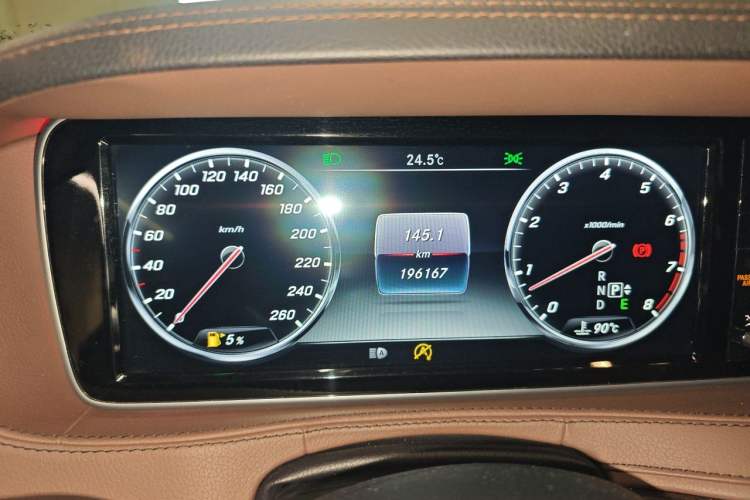 Used Mercedes-Benz S-Class 2017 S 320 L Business Model Instrument Cluster