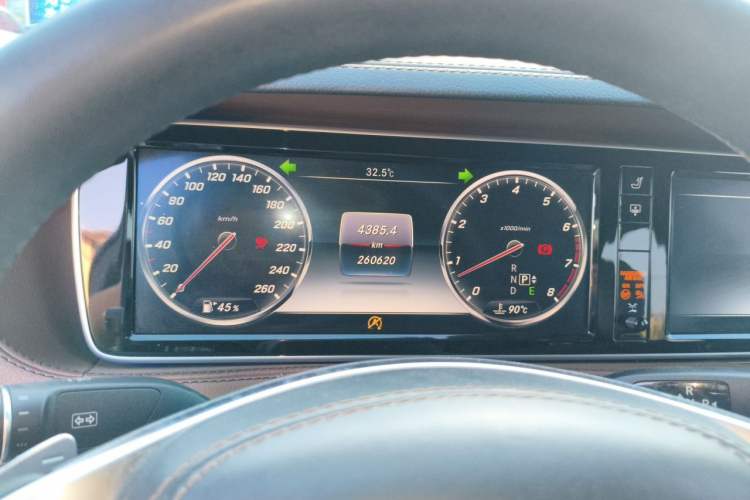 Used Mercedes-Benz S-Class 2017 S 320 L Business Model Instrument Cluster