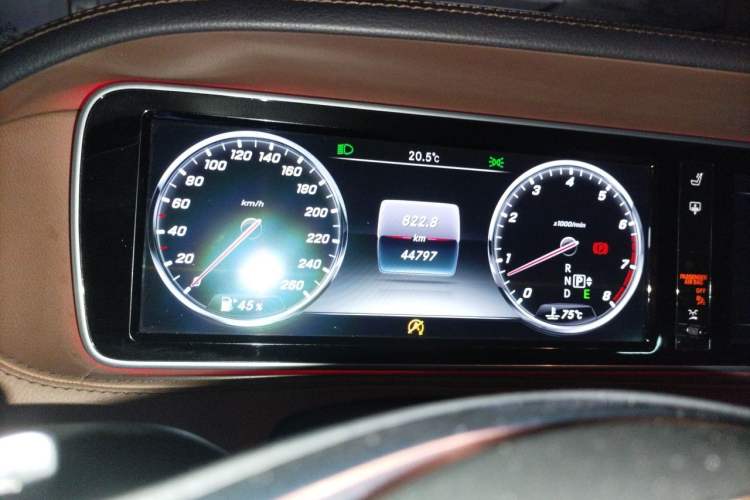 Used Mercedes-Benz S-Class 2017 S 400 L Instrument Cluster