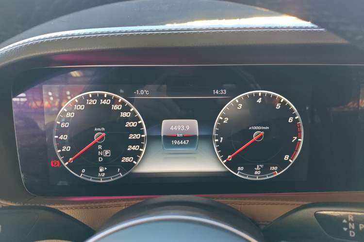 Used Mercedes-Benz S-Class 2017 S 320 L Business Model Instrument Cluster