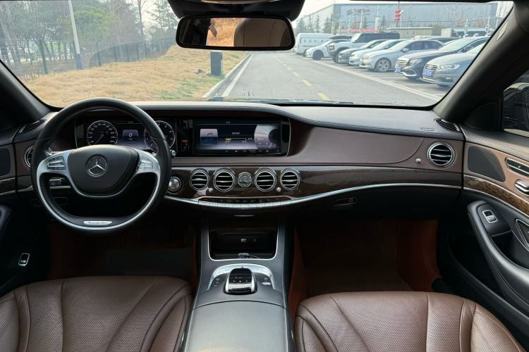 Used Mercedes-Benz S-Class 2017 S 320 L Business Model Interior 1