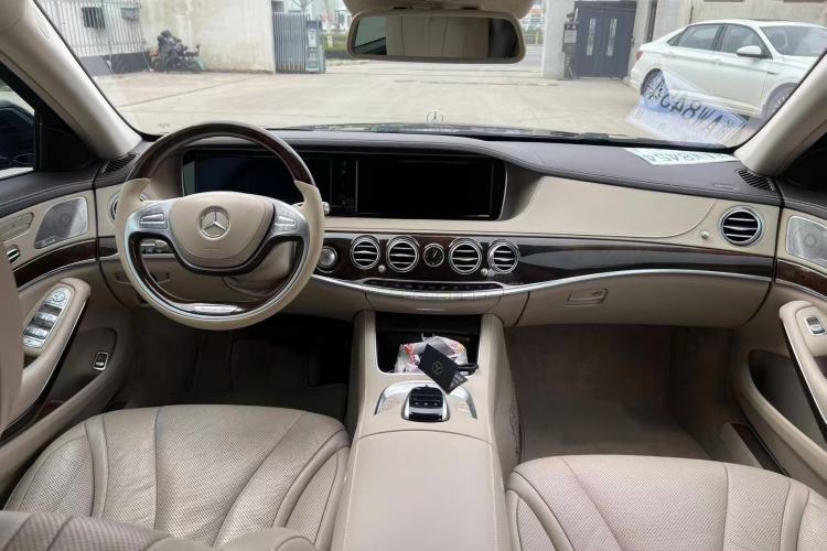 Used Mercedes-Benz S-Class 2017 S 400 L Interior 1