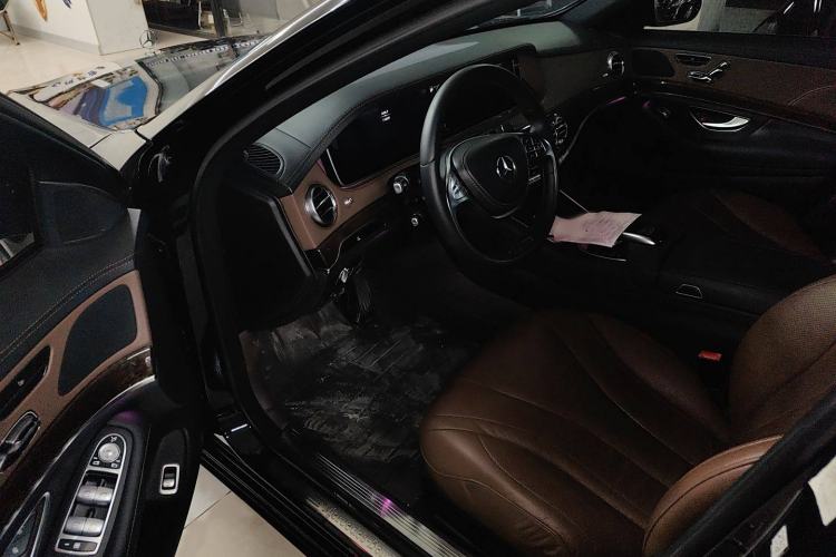 Used Mercedes-Benz S-Class 2017 S 320 L Business Upgrade Edition Interior 2