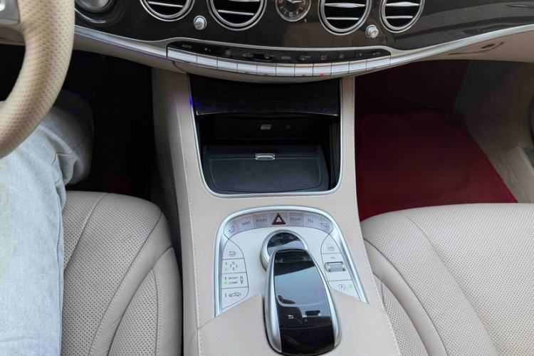 Used Mercedes-Benz S-Class 2017 S 400 L 4MATIC Interior 2