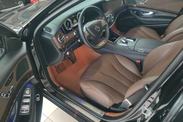 Used Mercedes-Benz S-Class 2017 S 320 L Business Model Interior 2