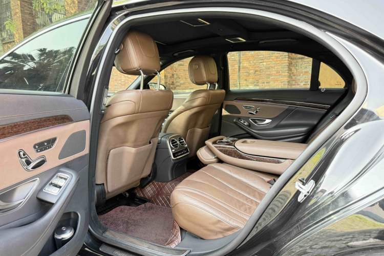 Used Mercedes-Benz S-Class 2017 S 320 L Business Model Interior 2