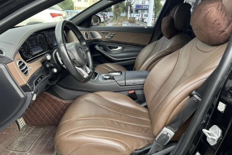 Used Mercedes-Benz S-Class 2017 S 400 L 4MATIC Interior 2