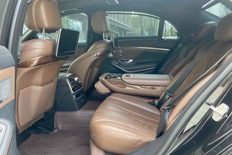 Used Mercedes-Benz S-Class 2017 S 320 L Luxury Model Interior 3