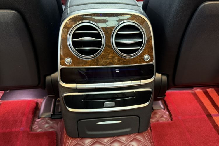 Used Mercedes-Benz S-Class 2017 S 320 L Luxury Model Interior 3