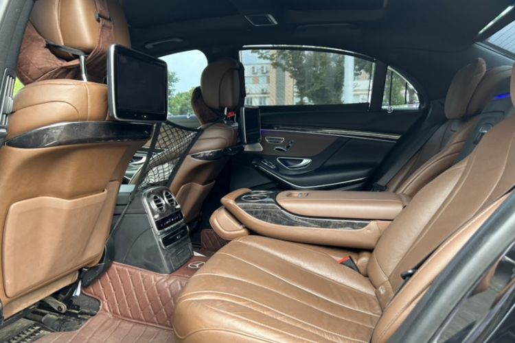Used Mercedes-Benz S-Class 2017 S 400 L 4MATIC Interior 3