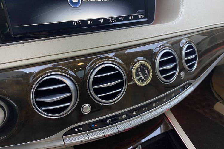 Used Mercedes-Benz S-Class 2017 S 320 L Luxury Model Interior 6