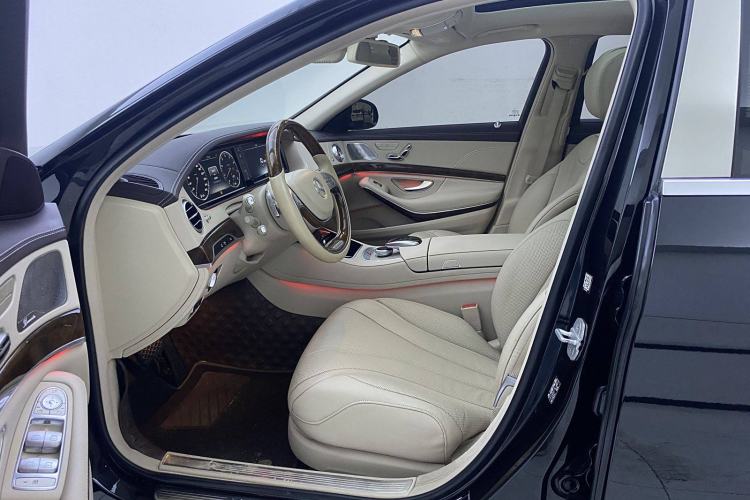 Used Mercedes-Benz S-Class 2017 S 320 L Luxury Model Interior 7