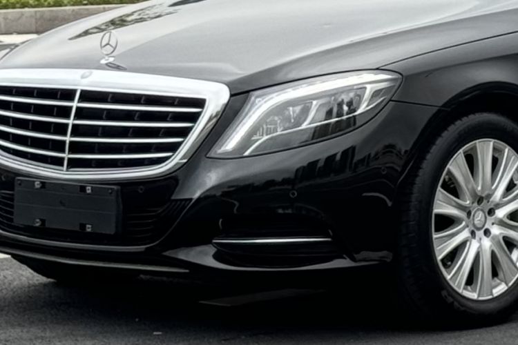 Used Mercedes-Benz S-Class 2017 S 320 L Business Model Left Front Headlight