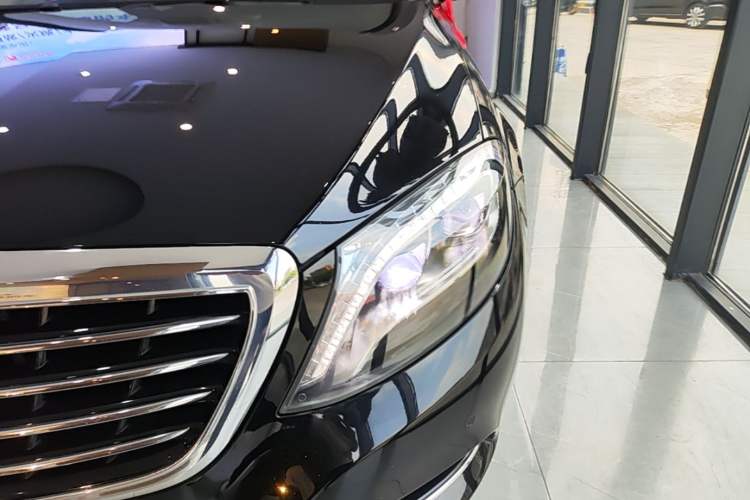 Used Mercedes-Benz S-Class 2017 S 320 L Business Model Left Front Headlight