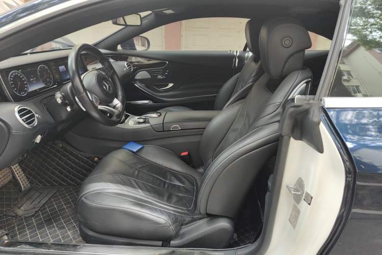 Used Mercedes-Benz S-Class 2017 S 400 4MATIC Coupe Left Front Seat