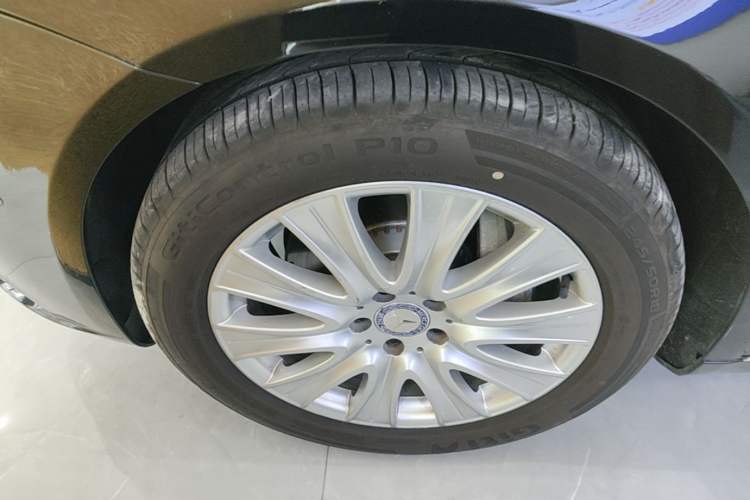Used Mercedes-Benz S-Class 2017 S 320 L Business Model Left Front Wheel Hub