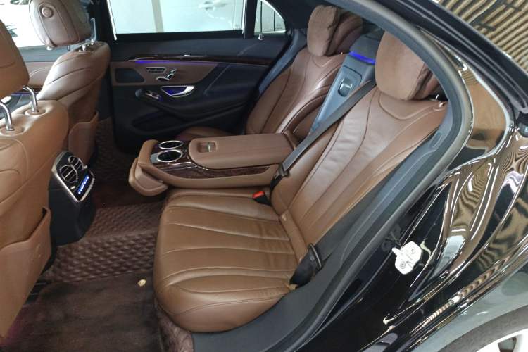 Used Mercedes-Benz S-Class 2017 S 320 L Business Model Left Rear Seat