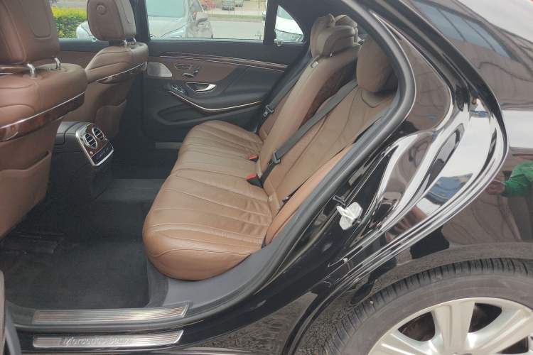 Used Mercedes-Benz S-Class 2017 S 400 L Left Rear Seat