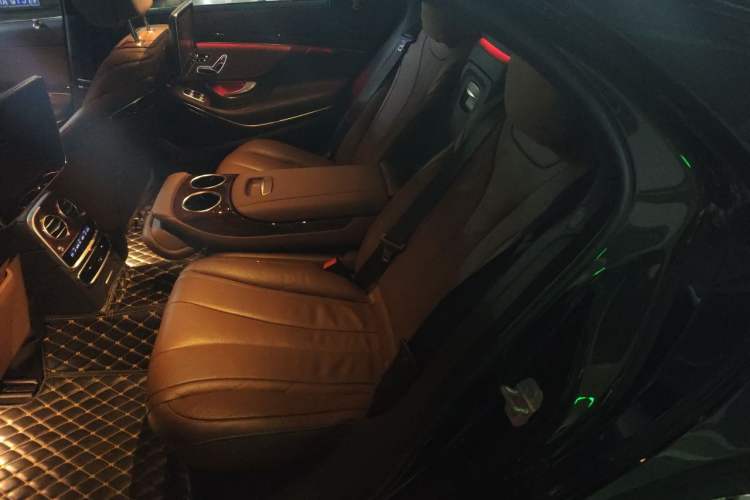 Used Mercedes-Benz S-Class 2017 S 320 L Luxury Model Left Rear Seat