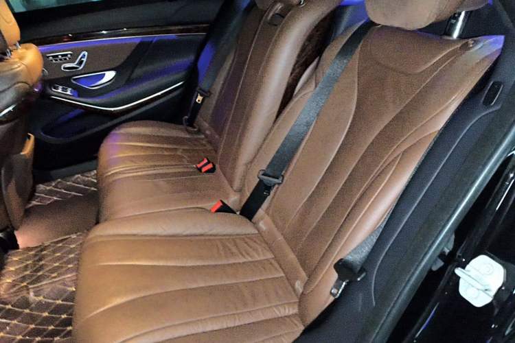 Used Mercedes-Benz S-Class 2017 S 400 L Left Rear Seat