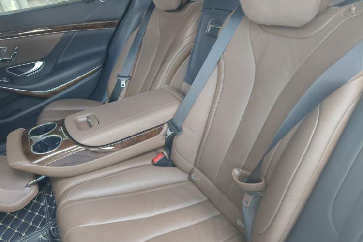 Used Mercedes-Benz S-Class 2017 S 400 L Left Rear Seat