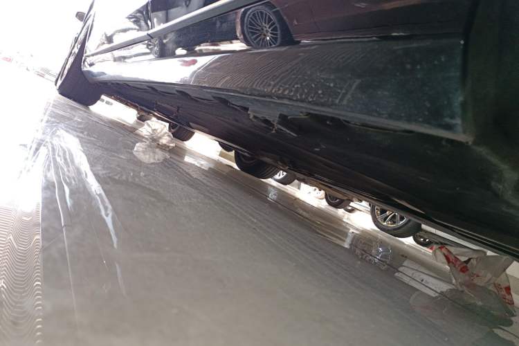 Used Mercedes-Benz S-Class 2017 S 320 L Business Model Left Side Sill