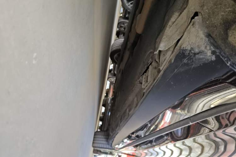Used Mercedes-Benz S-Class 2017 S 320 L Business Model Left Side Sill