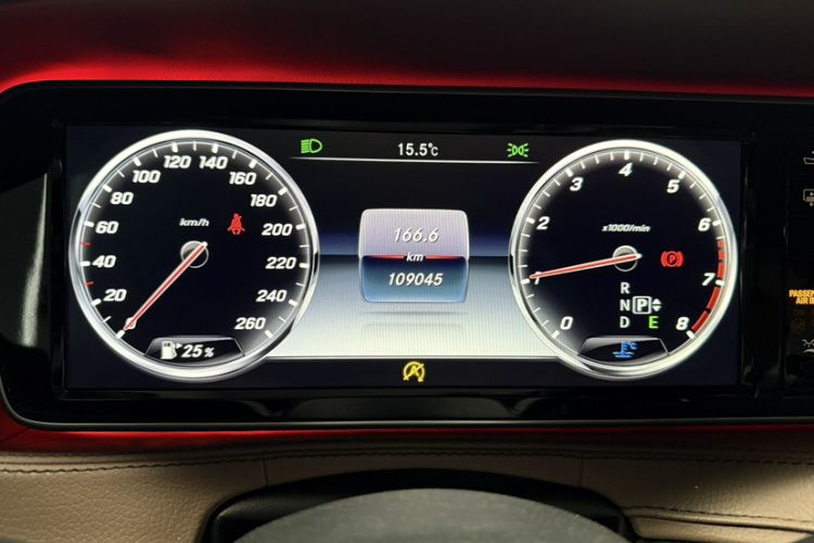 Used Mercedes-Benz S-Class 2017 S 400 L 4MATIC Odometer Close Up