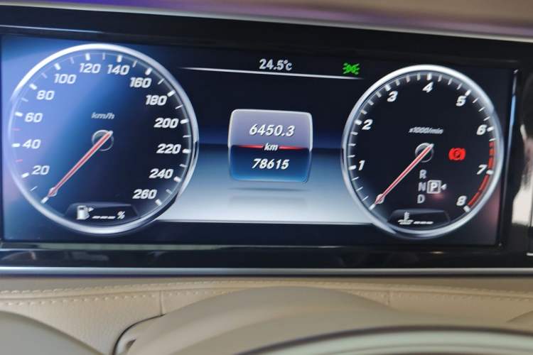 Used Mercedes-Benz S-Class 2017 S 400 L 4MATIC Odometer Close Up