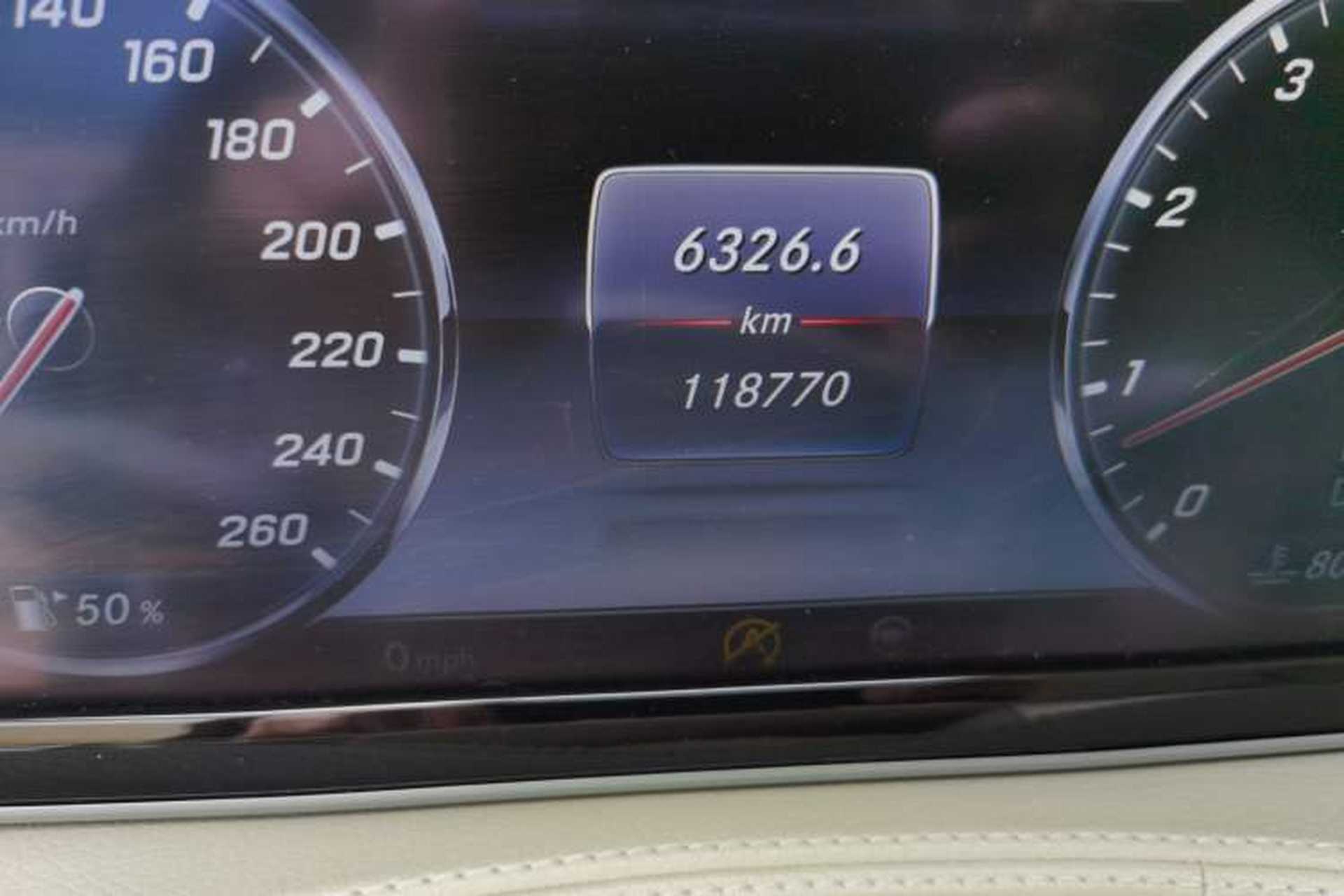 Used Mercedes-Benz S-Class 2017 S 320 L Business Model Odometer Close Up
