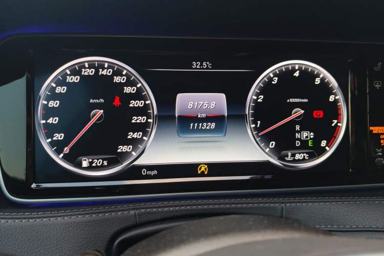 Used Mercedes-Benz S-Class 2017 S 400 L 4MATIC Odometer Close Up