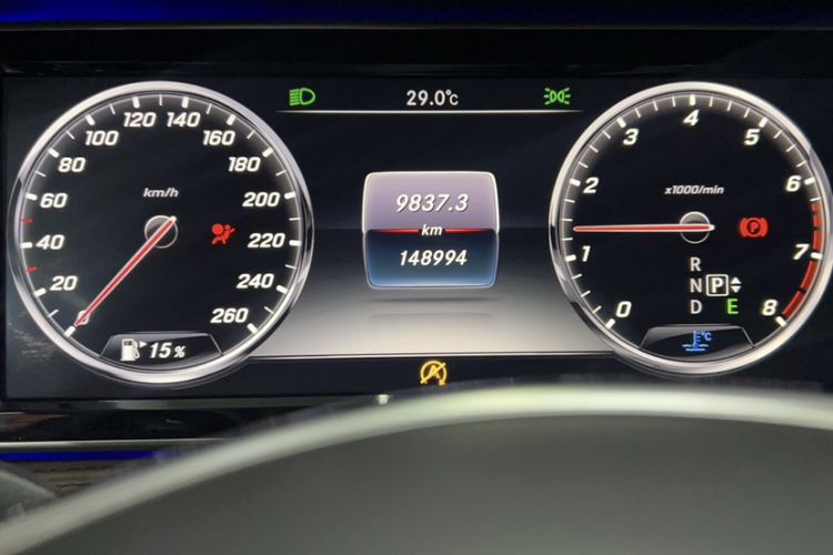Used Mercedes-Benz S-Class 2017 S 400 L 4MATIC Odometer Close Up