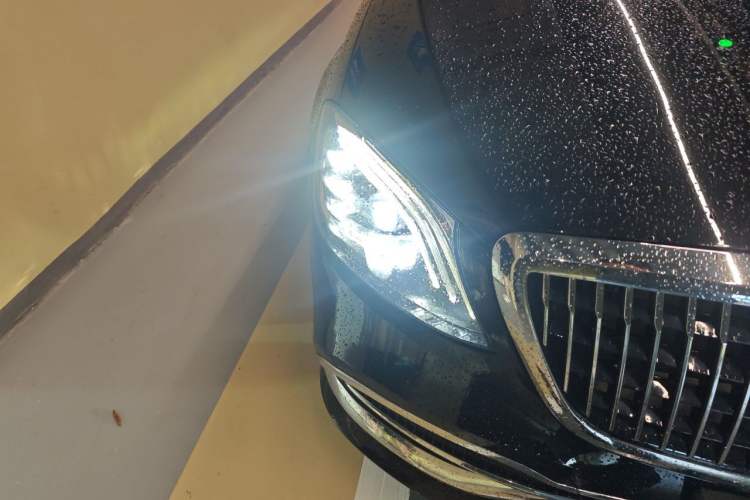 Used Mercedes-Benz S-Class 2017 S 320 L Business Model Right Front Headlight