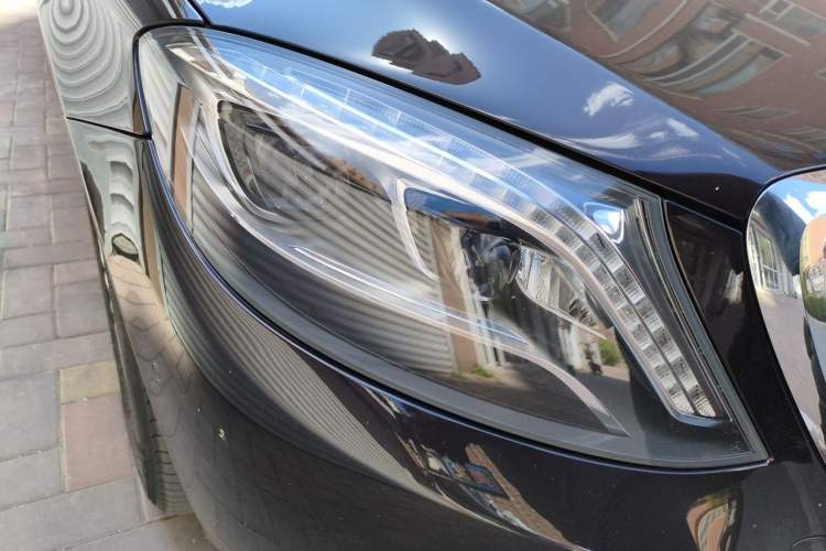 Used Mercedes-Benz S-Class 2017 S 320 L Business Model Right Front Headlight