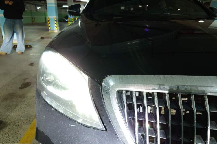 Used Mercedes-Benz S-Class 2017 S 320 L Business Model Right Front Headlight