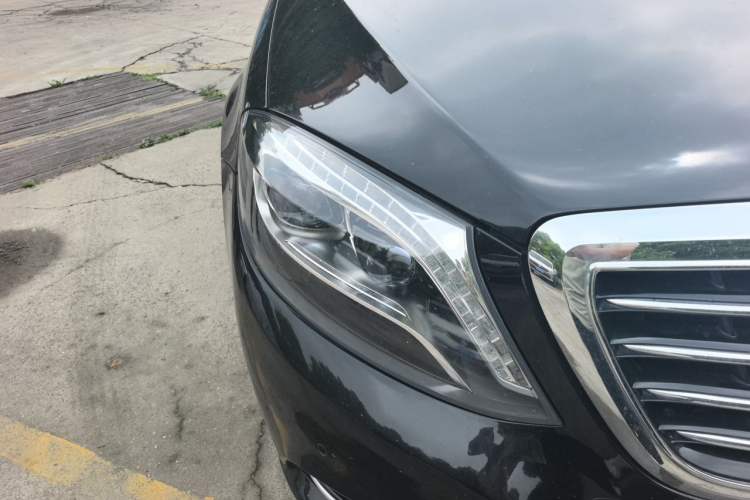 Used Mercedes-Benz S-Class 2017 S 320 L Business Model Right Front Headlight