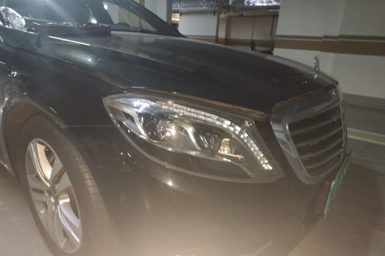 Used Mercedes-Benz S-Class 2017 S 320 L Luxury Model Right Front Headlight