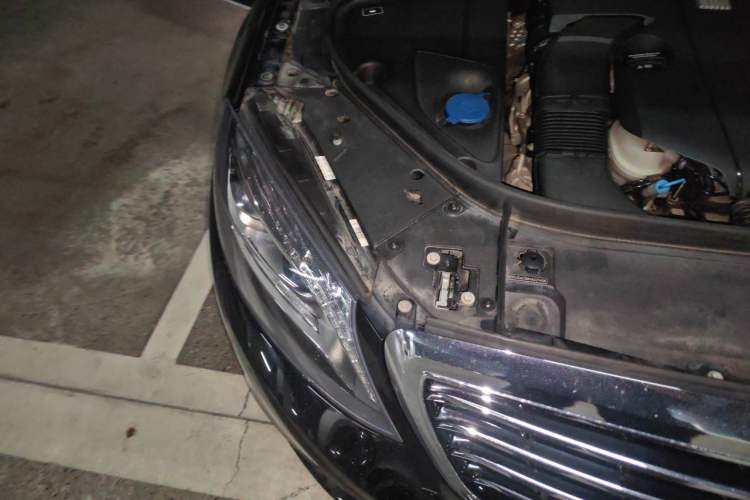 Used Mercedes-Benz S-Class 2017 S 320 L Business Model Right Front Headlight