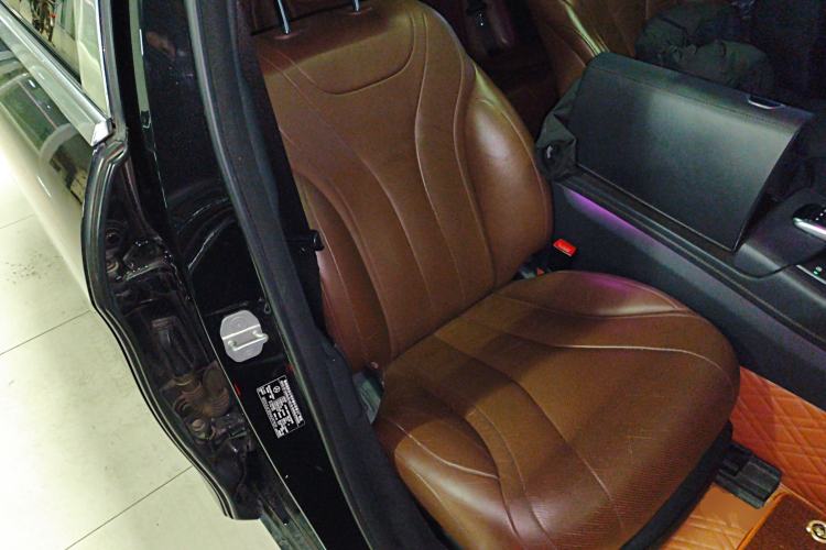 Used Mercedes-Benz S-Class 2017 S 320 L Business Model Right Front Seat