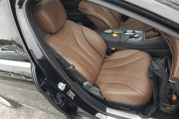 Used Mercedes-Benz S-Class 2017 S 400 L Right Front Seat