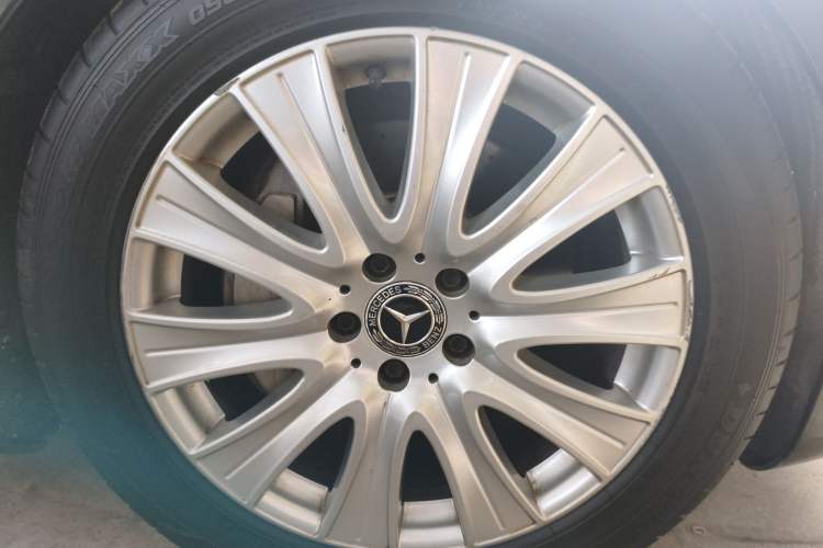Used Mercedes-Benz S-Class 2017 S 320 L Business Model Right Front Wheel Hub