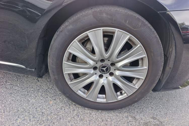Used Mercedes-Benz S-Class 2017 S 320 L Business Upgrade Edition Right Front Wheel Hub