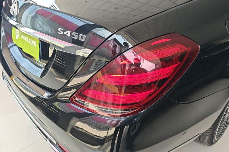 Used Mercedes-Benz S-Class 2017 S 320 L Business Model Right Rear Taillight