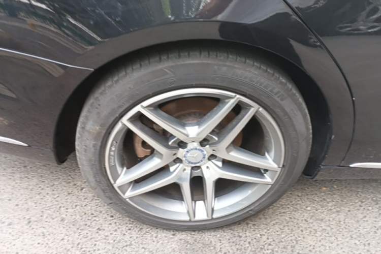 Used Mercedes-Benz S-Class 2017 S 320 L Business Model Right Rear Wheel Hub