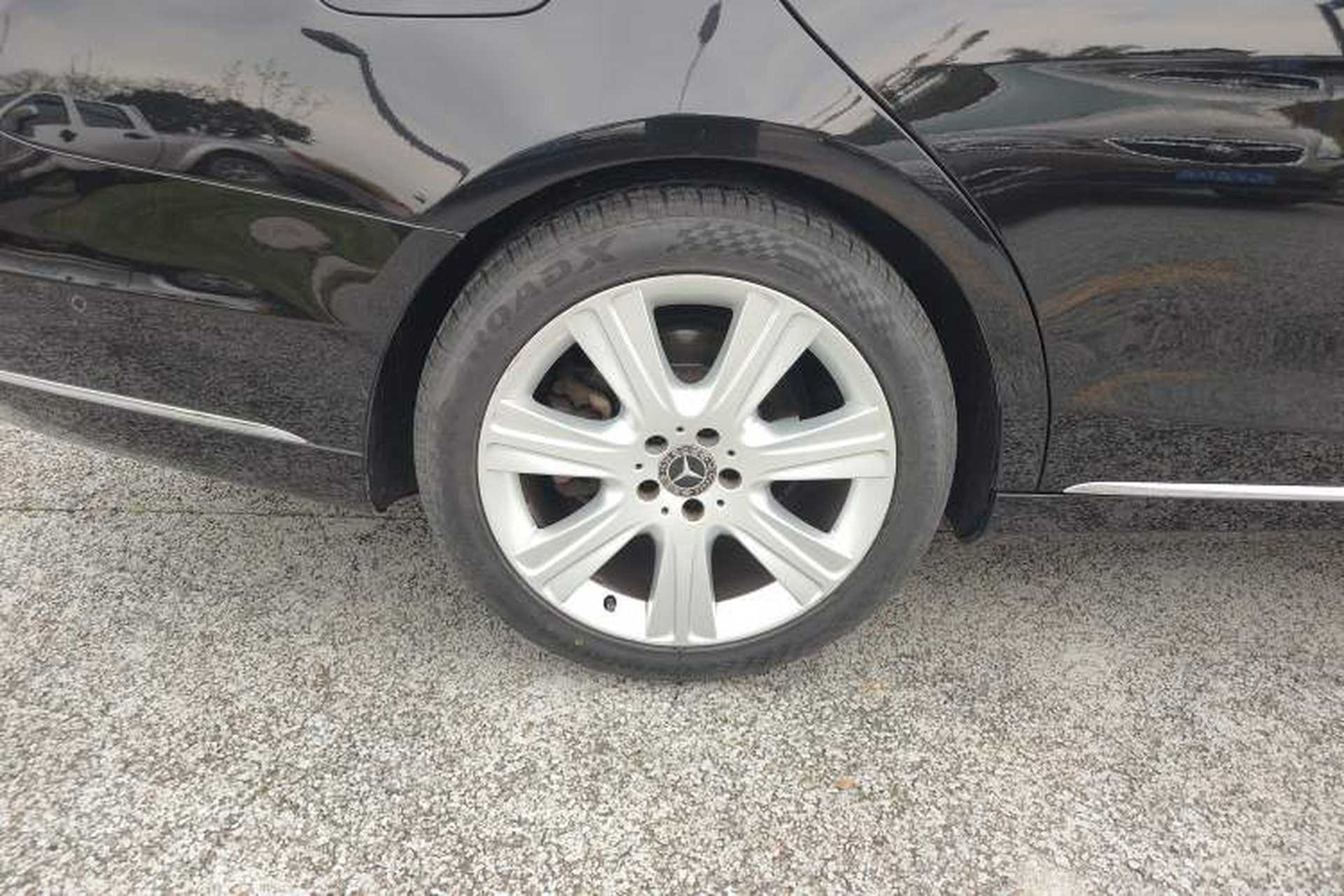 Used Mercedes-Benz S-Class 2017 S 400 L Right Rear Wheel Hub
