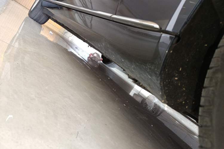 Used Mercedes-Benz S-Class 2017 S 320 L Business Model Right Side Sill