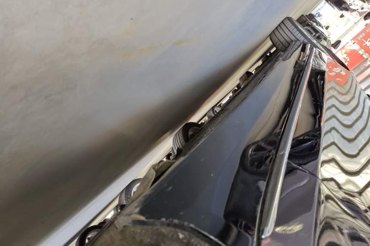 Used Mercedes-Benz S-Class 2017 S 320 L Business Model Right Side Sill