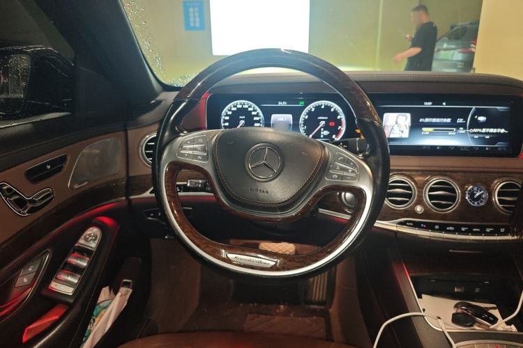 Used Mercedes-Benz S-Class 2017 S 320 L Business Model Steering Wheel