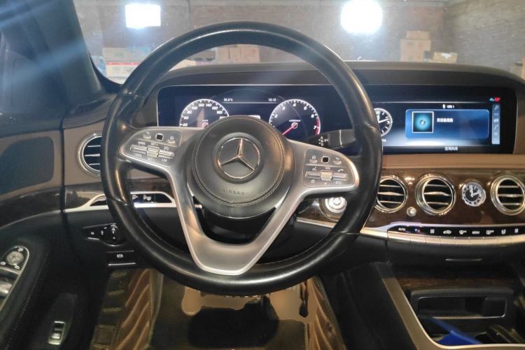Used Mercedes-Benz S-Class 2017 S 320 L Business Model Steering Wheel